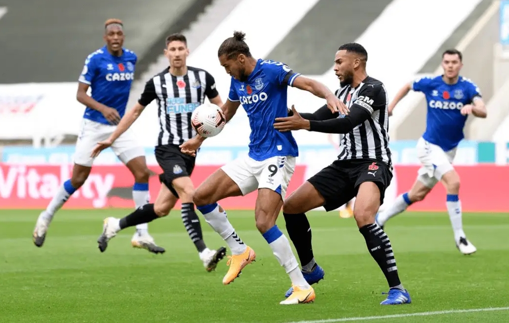 埃弗顿遭遇热刺逼平，英超前景蒙上迷雾的简单介绍