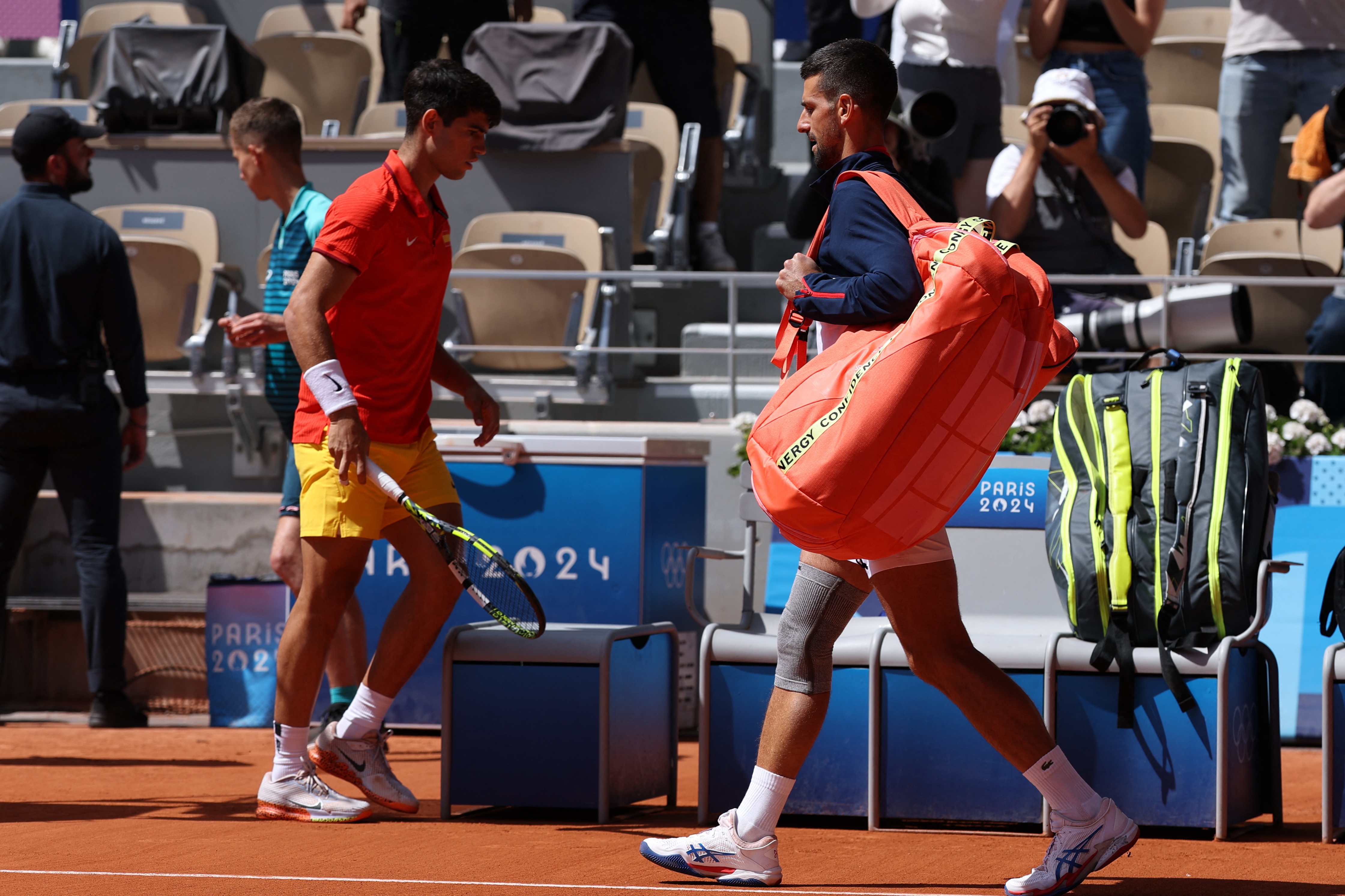 法国网球队鏖战英国网球队，德约科维奇打破历史纪录的简单介绍