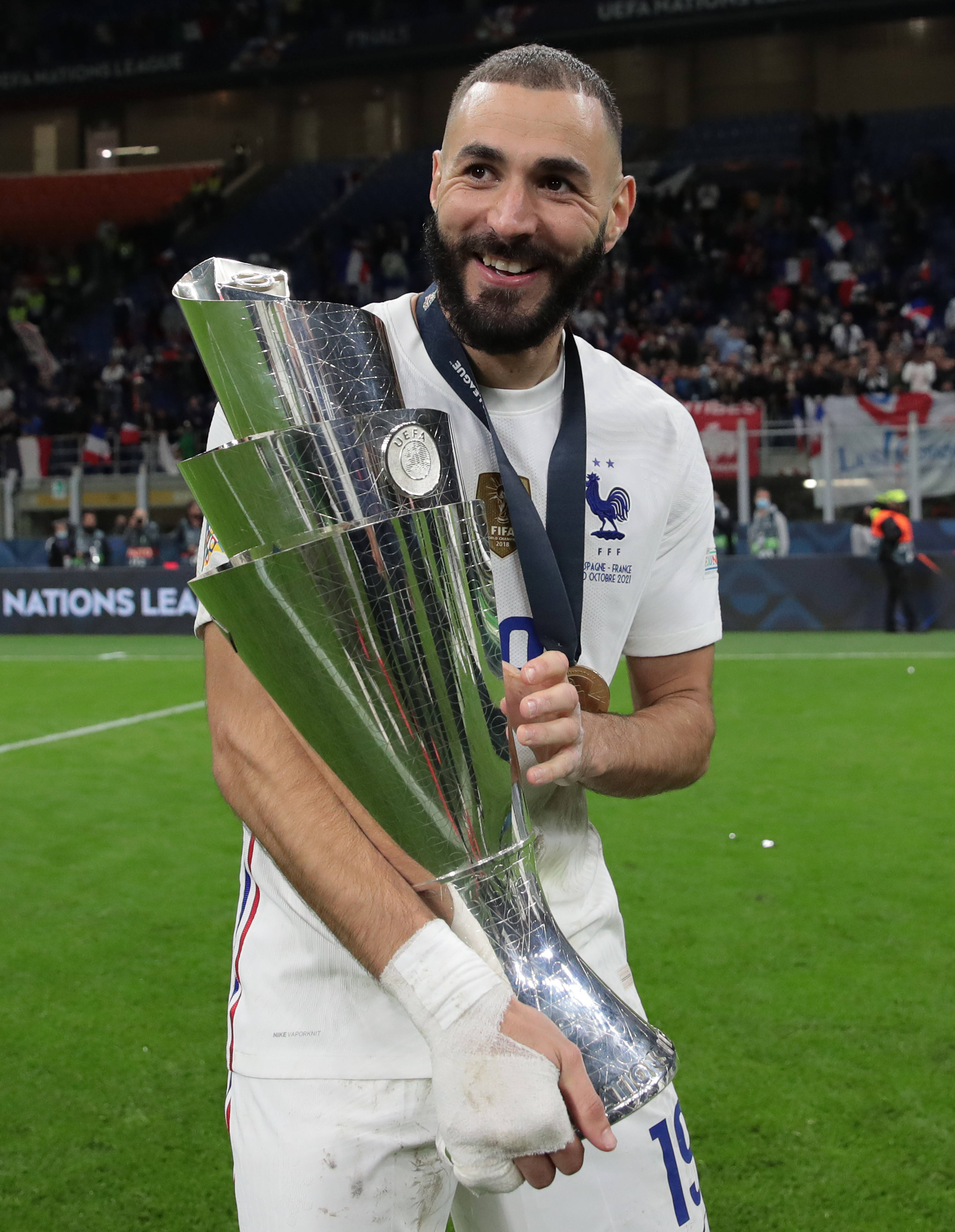 秘鲁横扫比利时，本泽马统治全场的简单介绍