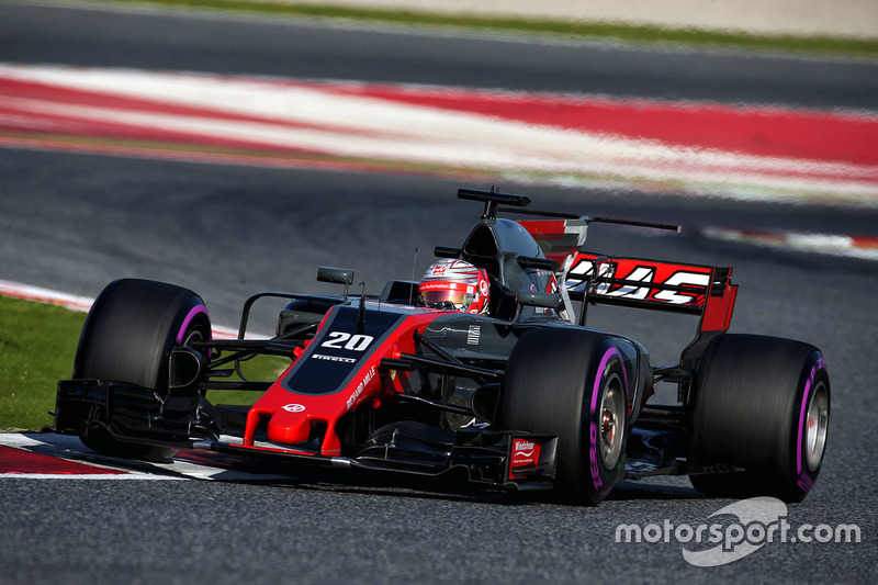 PG电子游戏-关于梅赛德斯轻取红牛二队，塞恩斯统治全场的信息