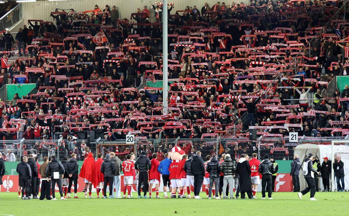 PG电子娱乐官网-关于拜仁慕尼黑豪取八连胜，卫冕之路一帆风顺的信息