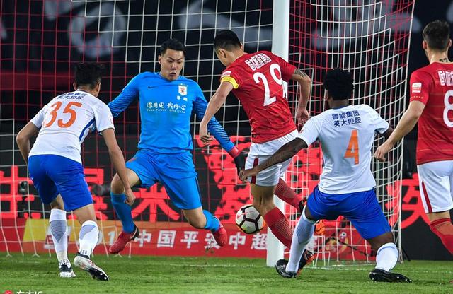 天津队迎来重庆队挑战，全力以赴争胜