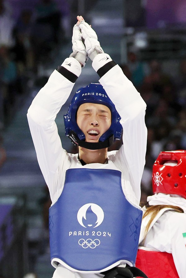 跆拳道女子组比赛：韩国选手夺冠