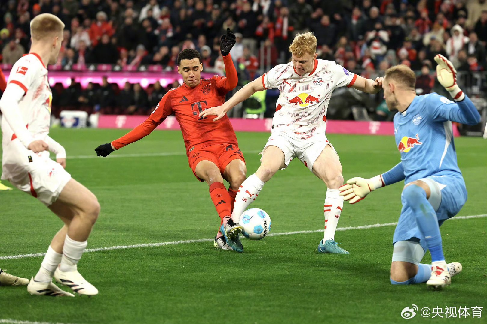 PG游戏APP-皇马对阵拜仁，关键之战即将上演