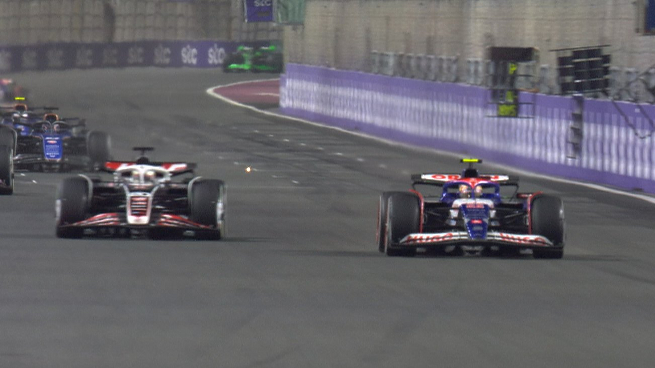 PG电子娱乐官网-哈斯车队碾压红牛车队，汉密尔顿点燃赛场的简单介绍