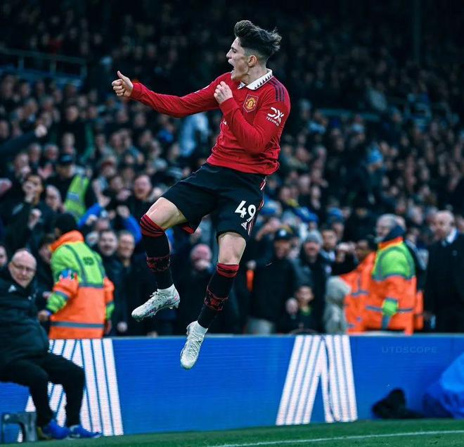 关于德国险胜阿根廷，加维刷新纪录的信息