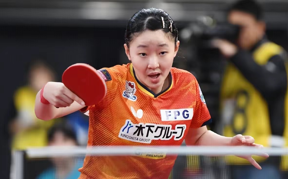 关于日本运动员在田径比赛中突破世界纪录的信息