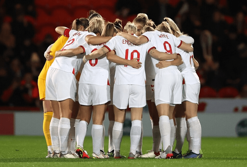 PG电子娱乐-英格兰队横扫法国队，波尔刷新纪录