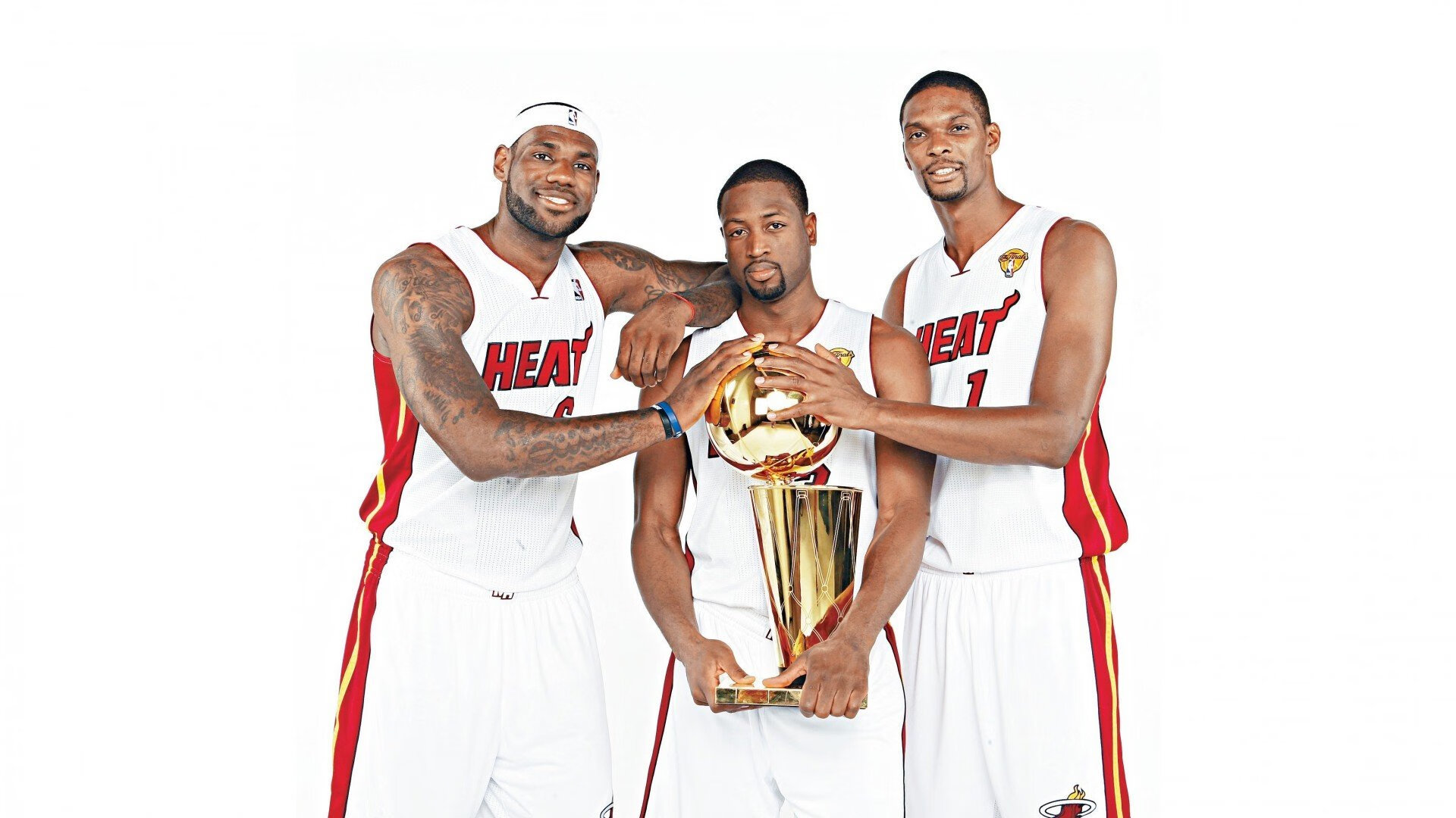 双线奇迹，从CBA争冠战到欧冠决赛，莫兰特与山西队的跨界胜利叙事